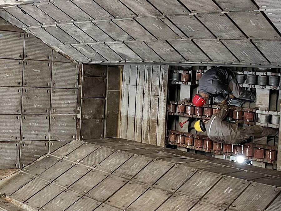 Wear-resistant pipes for mining application