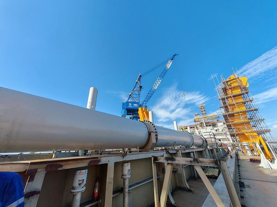 Wear-resistant pipes for port application